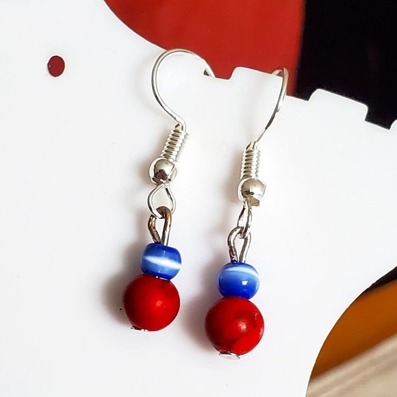 Silver Tone Hook Red Jasper Blue Cat's Eye Earring - Picture 1 of 3